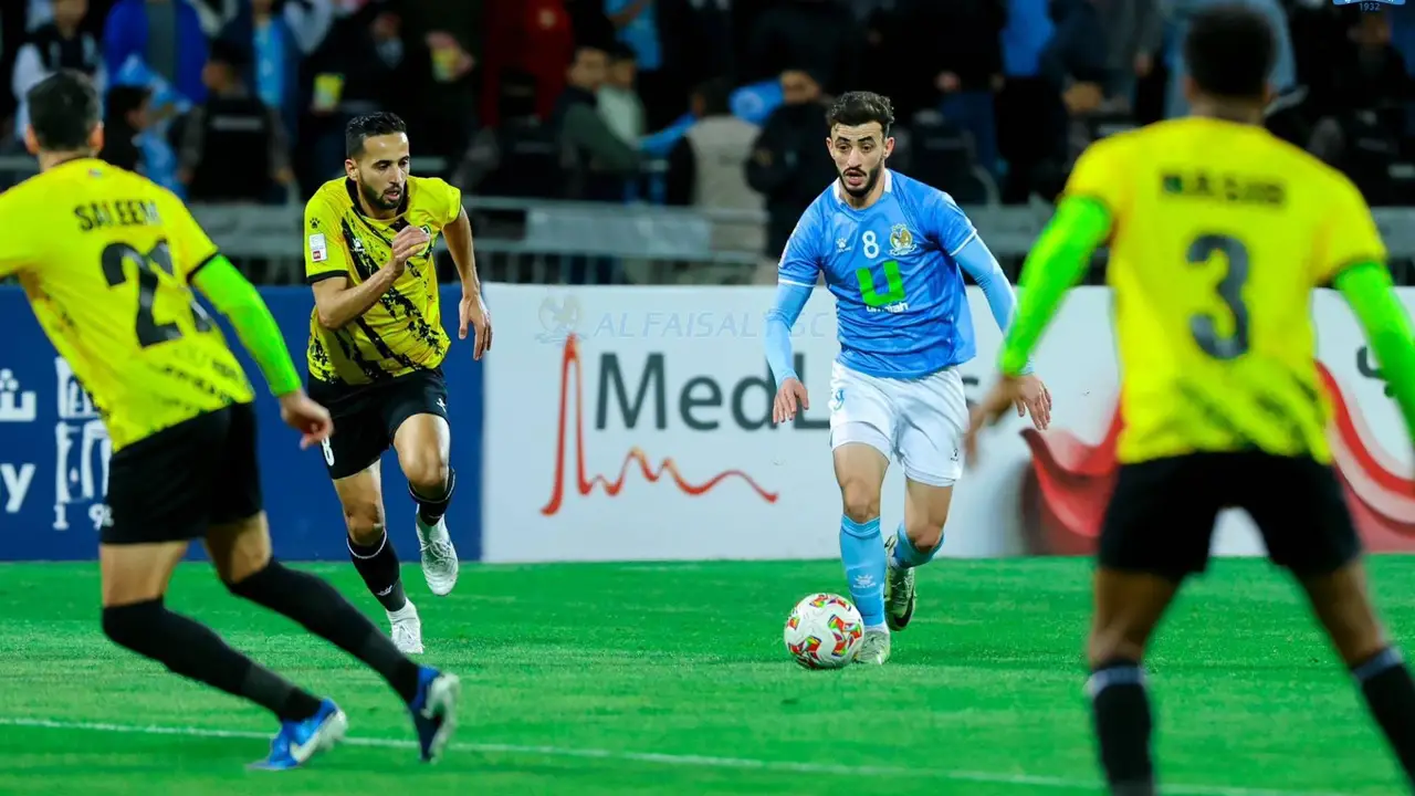 رؤيا الإخباري | الفيصلي يحسم القمة امام الحسين اربد ويشعل صراع لقب الدوري الأردني